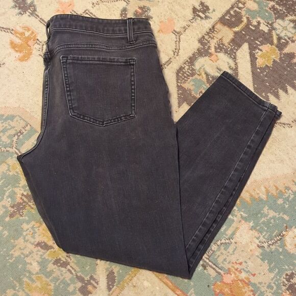 Time and Tru High Rise Skinny Jeans Women's Size  Black 5-Pocket Rinse Wash - Picture 1 of 8